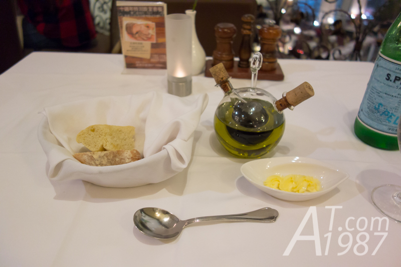 TRASTEVERE Taipei – Breads