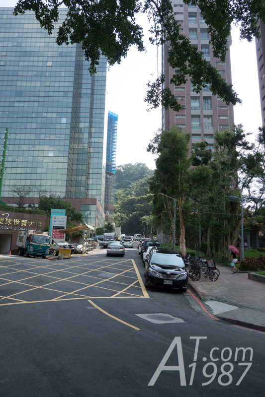 Xinyi Road