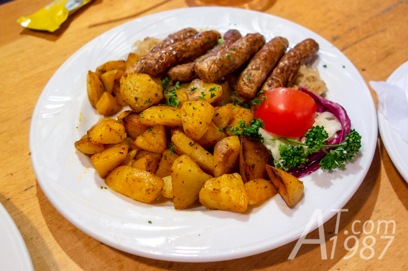Nürnberg Grilled Sausages at Mommsen-Eck